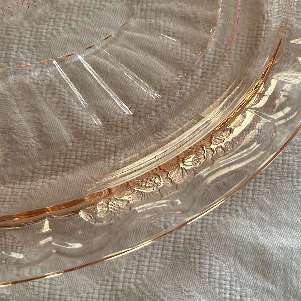 Vintage Pink Depression Glass Oval Platter with Handles by Anchor Hocking. - Picture 5 of 10